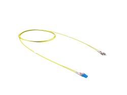 Оптический коммутационный шнур переходной Duplex LC-UPC/ST-UPC, 9/125 OS2, 1 м RNPC9DSULU1 Оптический коммутационный шнур переходной Duplex LC-UPC/ST-UPC, 9/125 OS2, 1 м ДКС | DKC